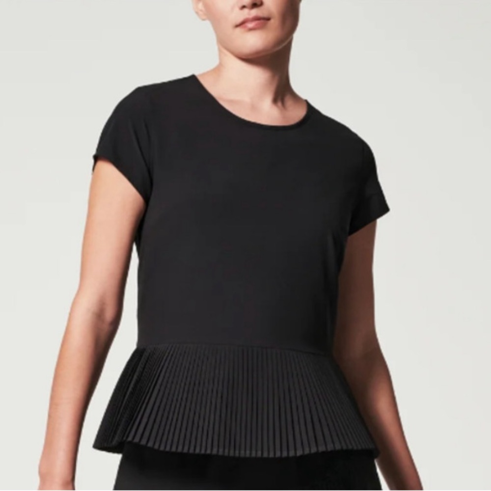 SPANX Yes, Pleats! Tee Black size medium shirt blouse